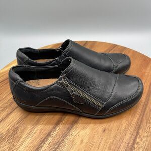 Taos Shoes Womens Size 7 Character Black Leather Slip-On Side Zipper Comfort